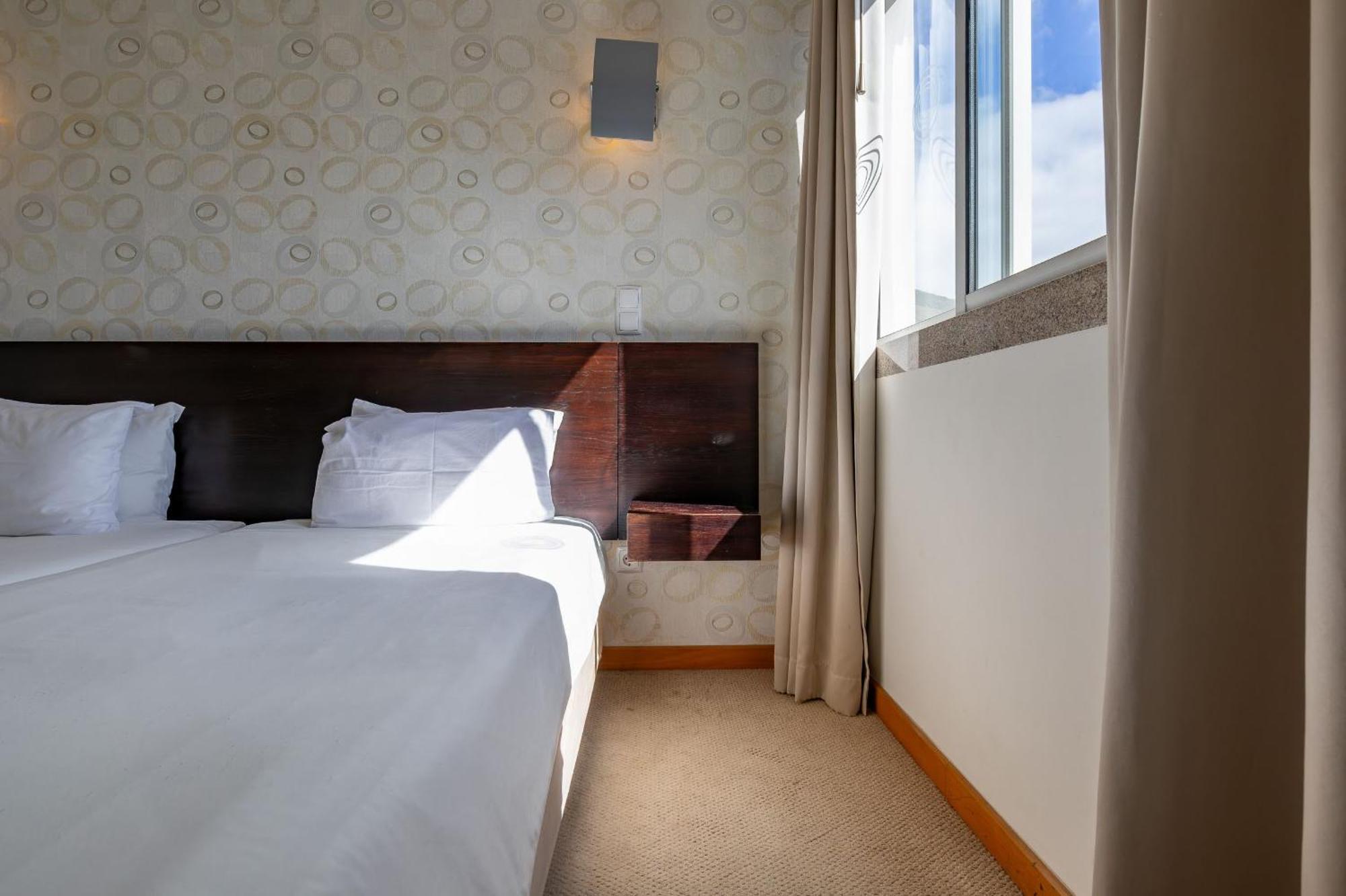 White Waters Hotel Machico  Exterior photo