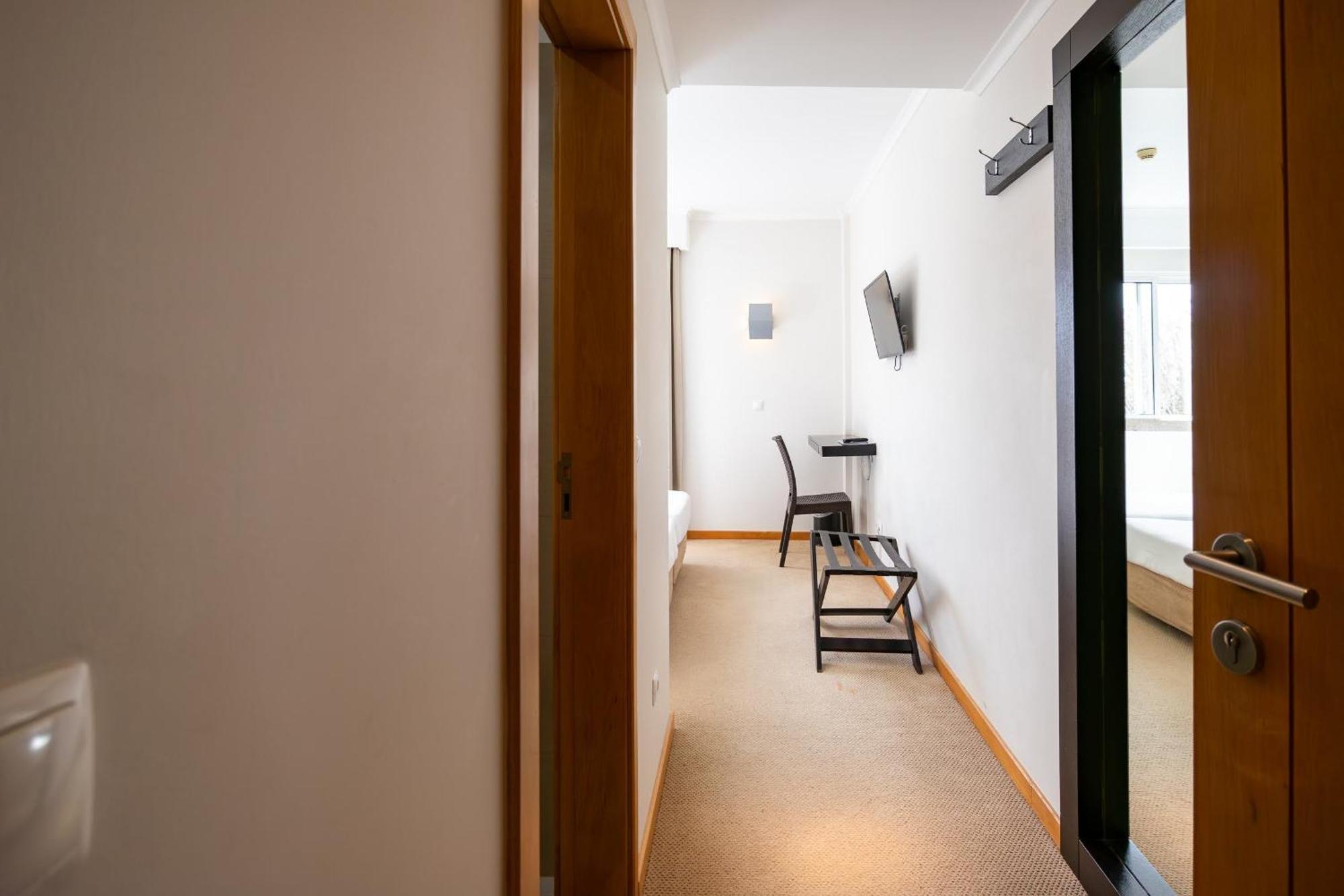 White Waters Hotel Machico  Exterior photo